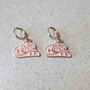 Baby pink cowboy hat earrings